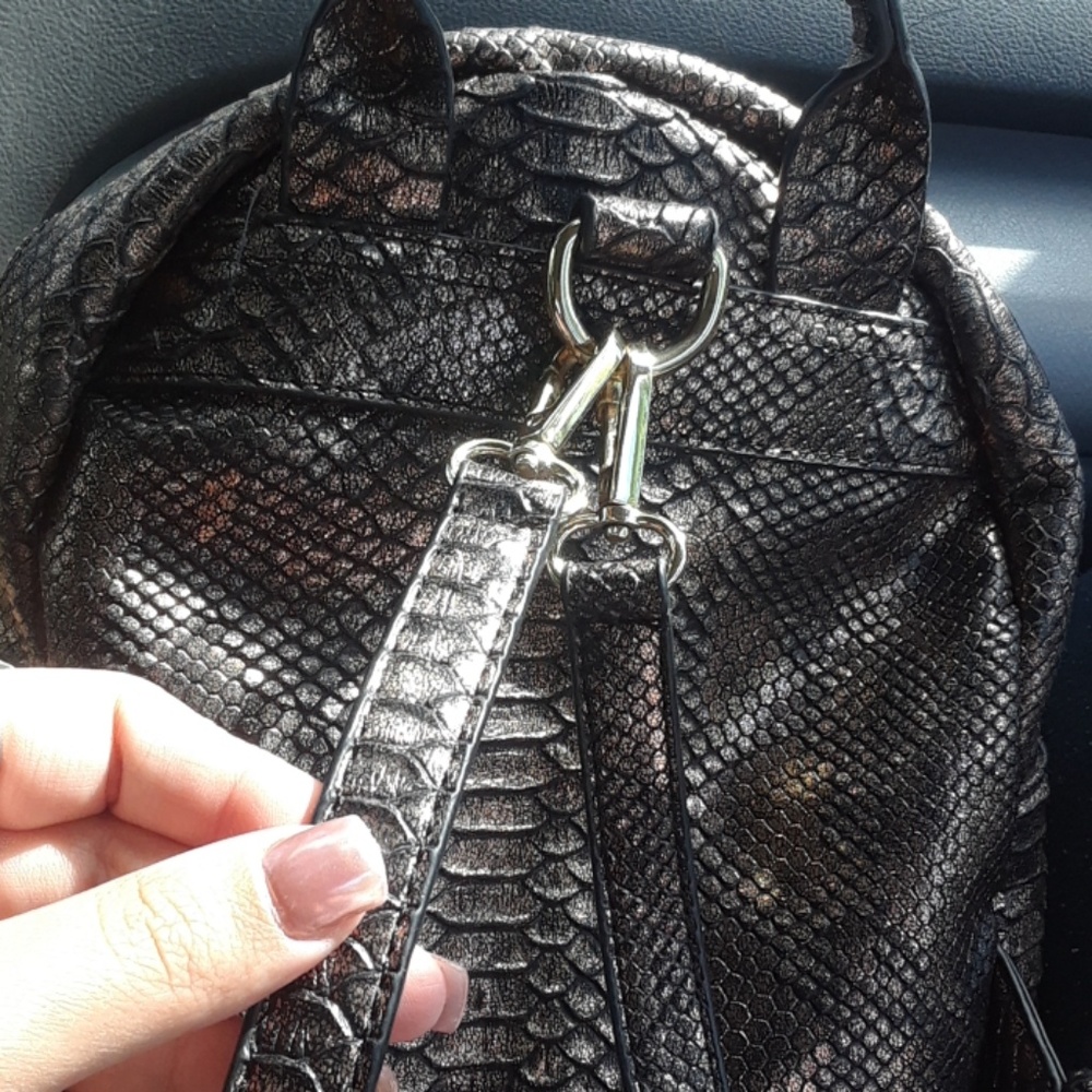 BCBG Mini Backpack ๐๐๐ - Picture 5 of 7